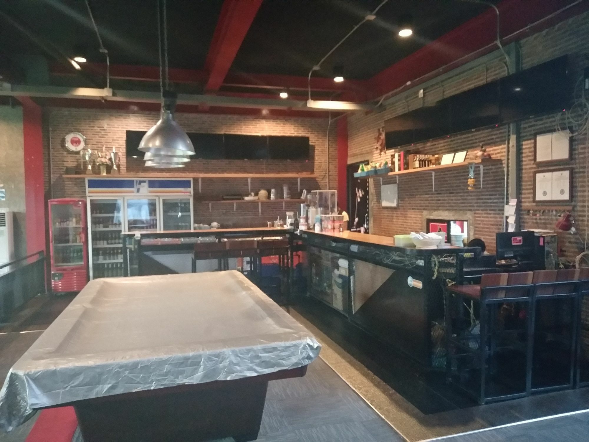 One Four Seven Hotel & Snooker Bar Районг Екстер'єр фото